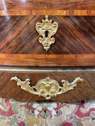 Louis XIV style dresser "Gillodes"