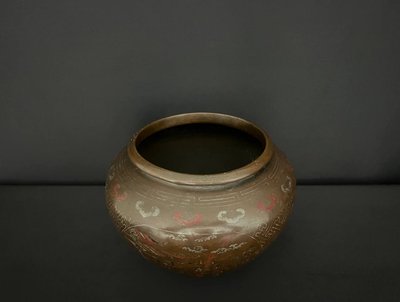 South China or Vietnam. Bronze Vase with Metal Inlaid Decoration. 19th Century.