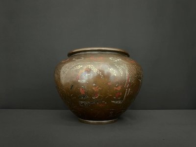 South China or Vietnam. Bronze Vase with Metal Inlaid Decoration. 19th Century.