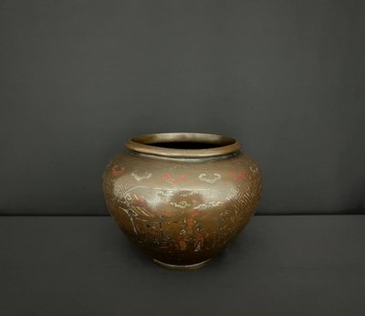 South China or Vietnam. Bronze Vase with Metal Inlaid Decoration. 19th Century.