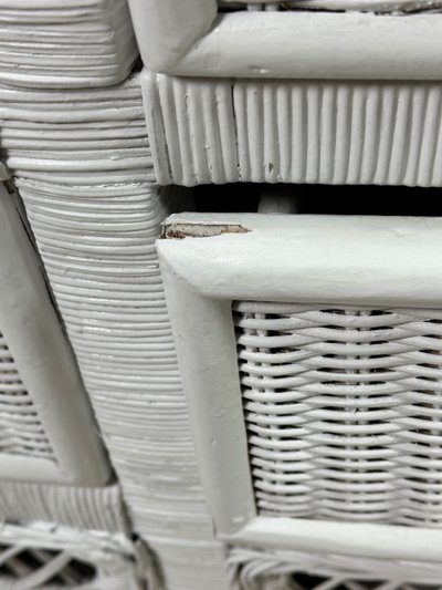 Curved chest of drawers in white woven rattan 1980's