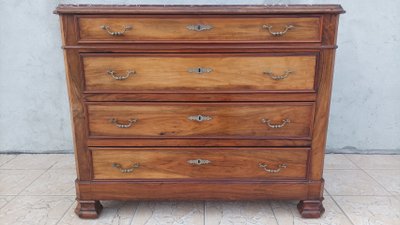 Louis Philippe chest of drawers in walnut