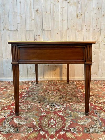 Louis XVI style desk in cherry and green leather