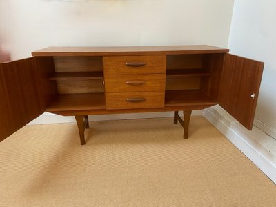 Small teak sideboard from the 60s.