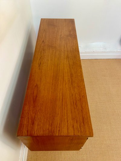 Small teak sideboard from the 60s.