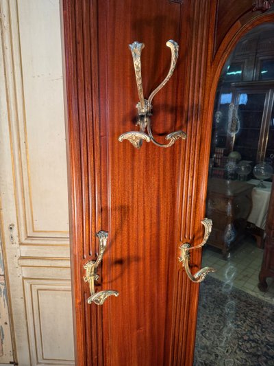 Large Louis XVI style mahogany coat rack from the end of the 19th century