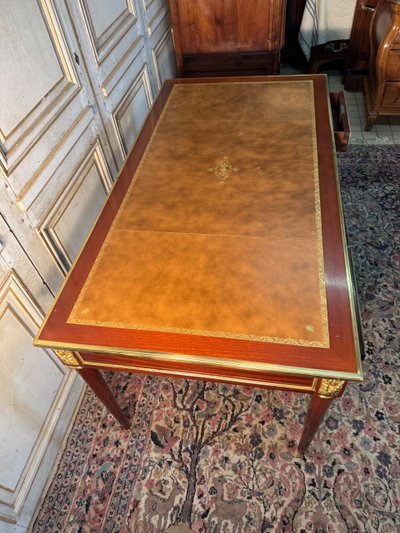 Large Louis XIV style desk from the end of the 19th century