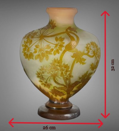 VASE BY ÉMILE GALLÉ WITH UMBELLIFERA DECOR, ART NOUVEAU PERIOD, HEART-SHAPED