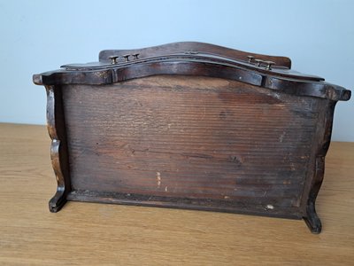 Master's Chest of Drawers, Varnished Wood, Late 18th/early 19th century.