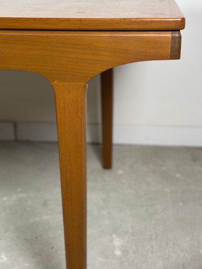 Scandinavian style extendable teak table by Nathan furniture 1960