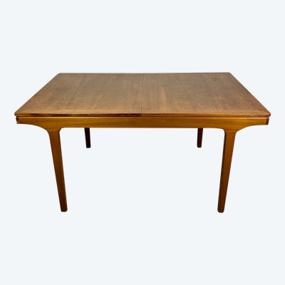 Scandinavian style extendable teak table by Nathan furniture 1960