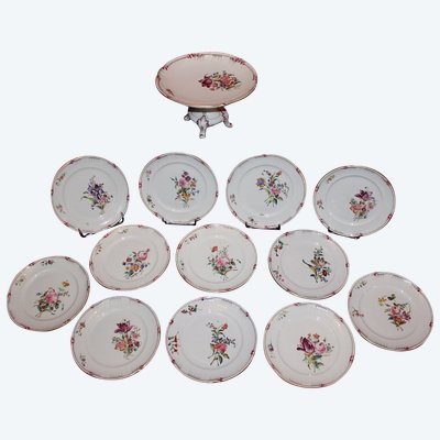 Dessert service in fine Lunéville earthenware with Saxon flower decoration, 19th century