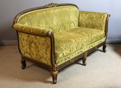 Napoleon III living room sofa and four armchairs