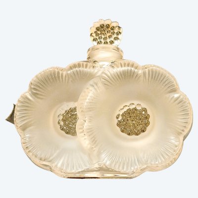 Women's box set of Lalique perfume bottle, two flowers model