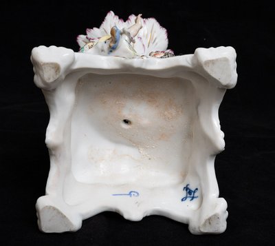 Antique polychrome Sèvres porcelain centerpiece, 20th century.