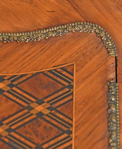 Louis XV style sloping desk in marquetry