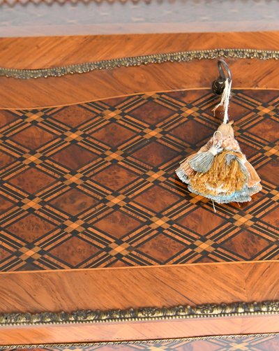 Louis XV style sloping desk in marquetry