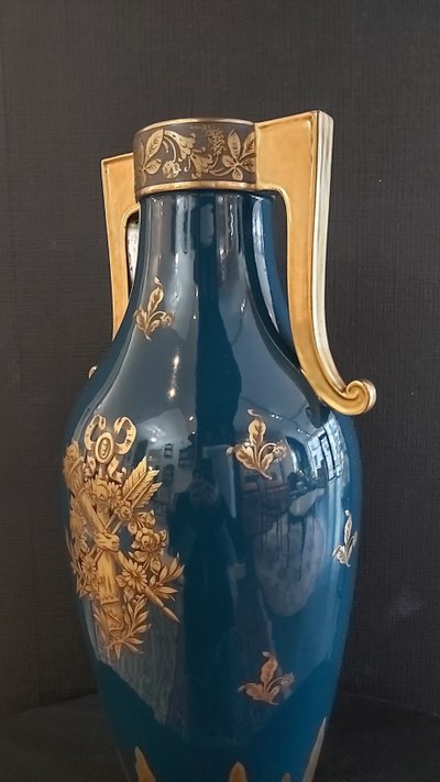 Große Jaget-Pinon Porzellanvase aus Tours 