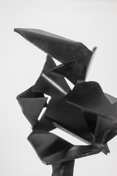 Jean Campa. Geometric sculpture in polished metal. 1980s. LS62141309P