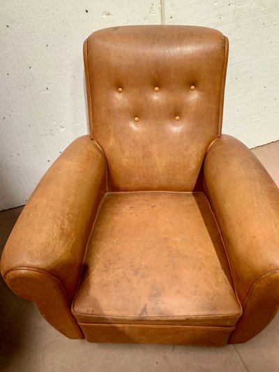 Pair of Art Deco club armchairs in tawny leather, 20th century