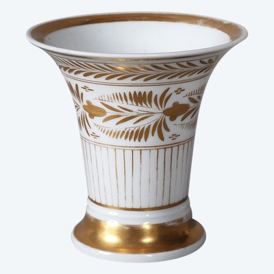 Empire period porcelain vase, in Vieux Paris, height: 12.5 cm