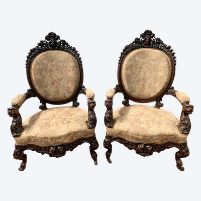 Pair of armchairs with carved wooden medallions, 19th century