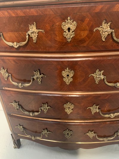 20th century rosewood and mahogany chest of drawers