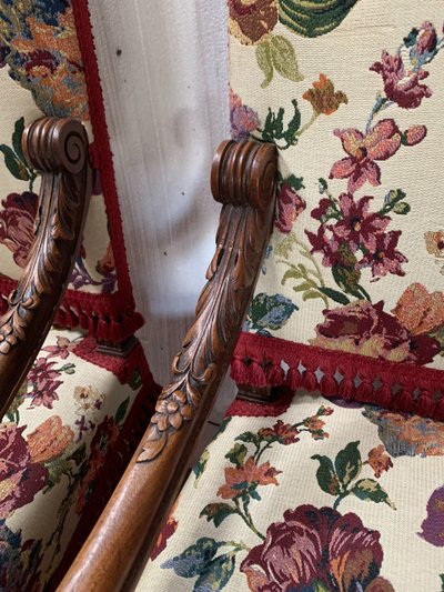 Pair of Renaissance style armchairs in solid walnut, 19th century