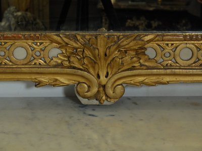 Louis XVI mirror with hunting attributes