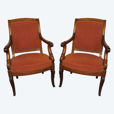 Pair of mahogany armchairs from the 19th century Restoration period