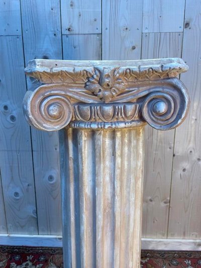 Corinthian plaster Corinthian saddle or column