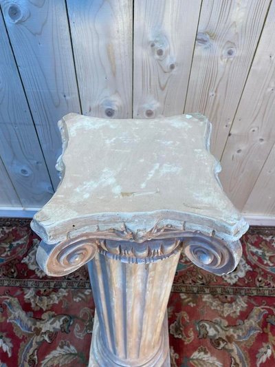 Corinthian plaster Corinthian saddle or column