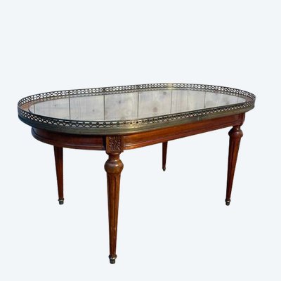 Table basse ovale de style Louis XVI