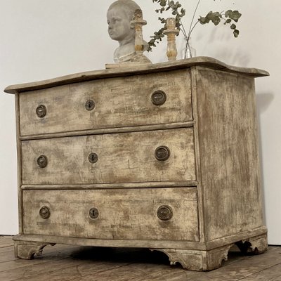 18th century curved chest of drawers