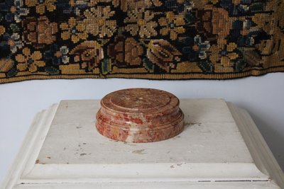  Circular marble base, 2nd half of the 19th century