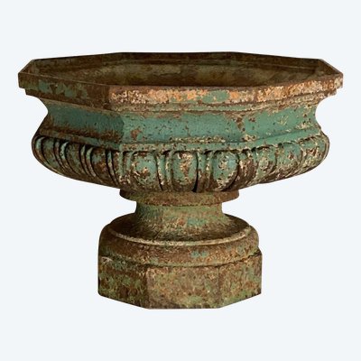 Cast-iron fountain basin XIX