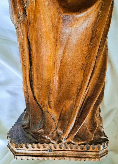 Sculpture of a Virgin and Child in patinated wood 19th century high 75 long 20 larg 20 cm