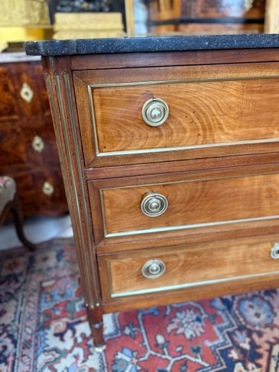 LOUIS XVI CHEST OF DRAWERS - 18th century in cherry wood