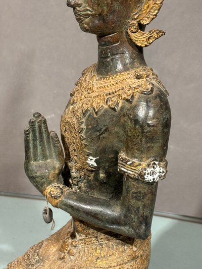 Thepphanom Bronze Statue