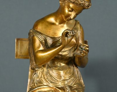 Bronze with Golden Patina “La Couture” – Early 20th Century