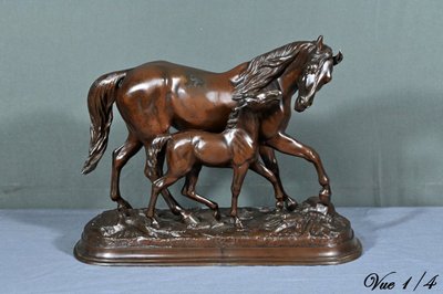 Horse and its Foal in Spelter, signed E.Loiseau – Early 20th century