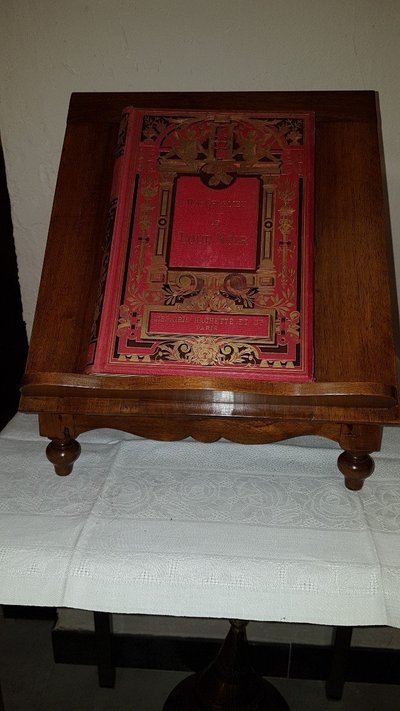 Walnut Table Lectern, Early 19th Century.