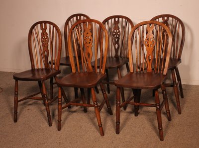 Set Of 6 19th Century Windsor Wheelback Chairs