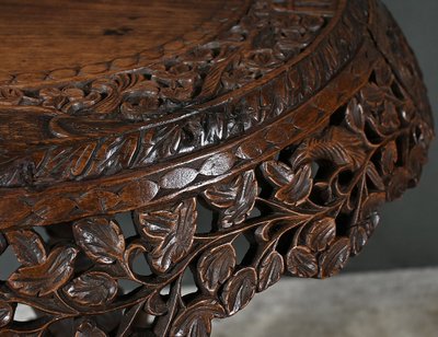 Anglo-Indian Pedestal Table in Exotic Wood – Late 19th Century