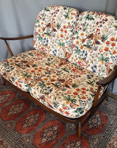 Divano due posti - modello Windsor - di Lucian Ercolani per Ercol