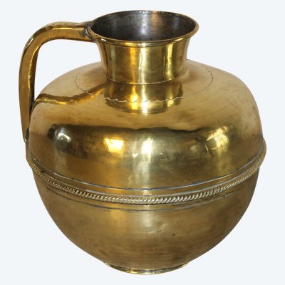 Normandy brass milk pitcher, 19th century H: 36.5 cm