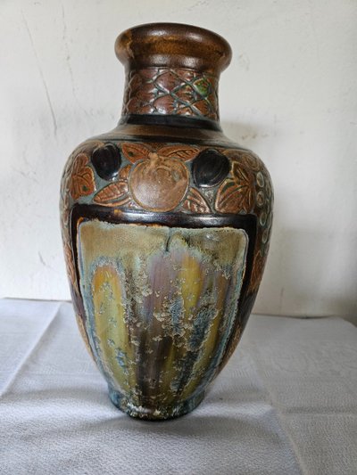 Art Deco Vase Von Joseph Mougin (1876 - 1961) Aus glasiertem Steingut.