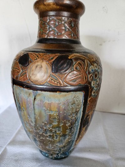 Art Deco Vase Von Joseph Mougin (1876 - 1961) Aus glasiertem Steingut.