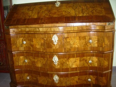 Galbed walnut scriban chest of drawers period LXIV