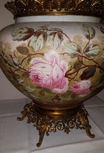 Important Ceramic and Gilt Bronze Cache Pot Cup from the Late 19th Century